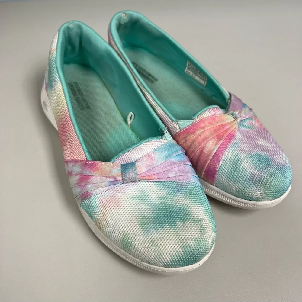 Sketchers Colorful Tie-Dye Slip-On Shoes - Picture 1 of 10